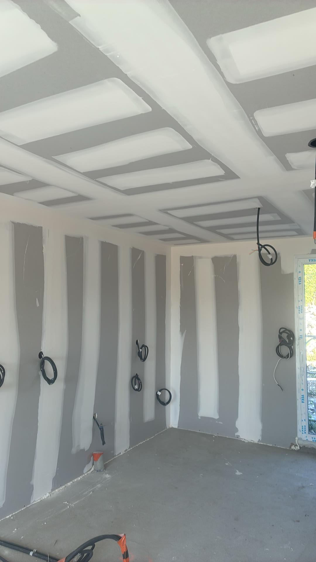 Faux plafond contemporain, réalisation AZ Rénov'